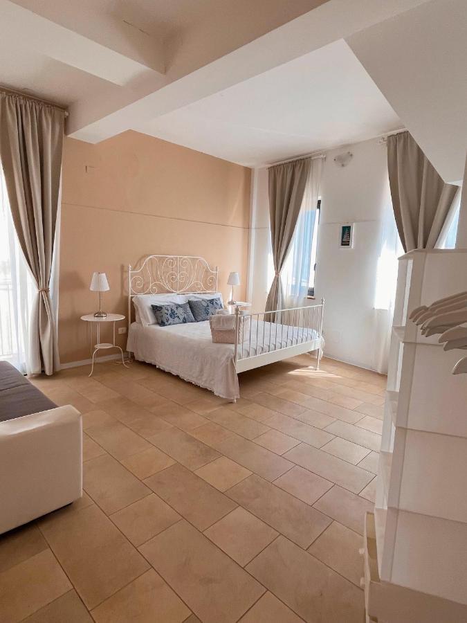 Regina Margherita B&B Marzamemi Buitenkant foto