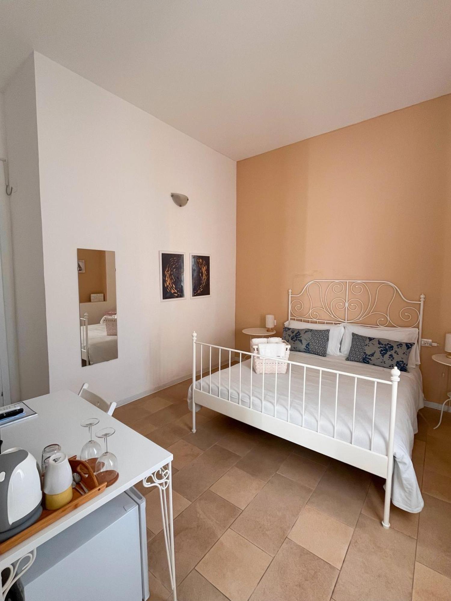 Regina Margherita B&B Marzamemi Buitenkant foto